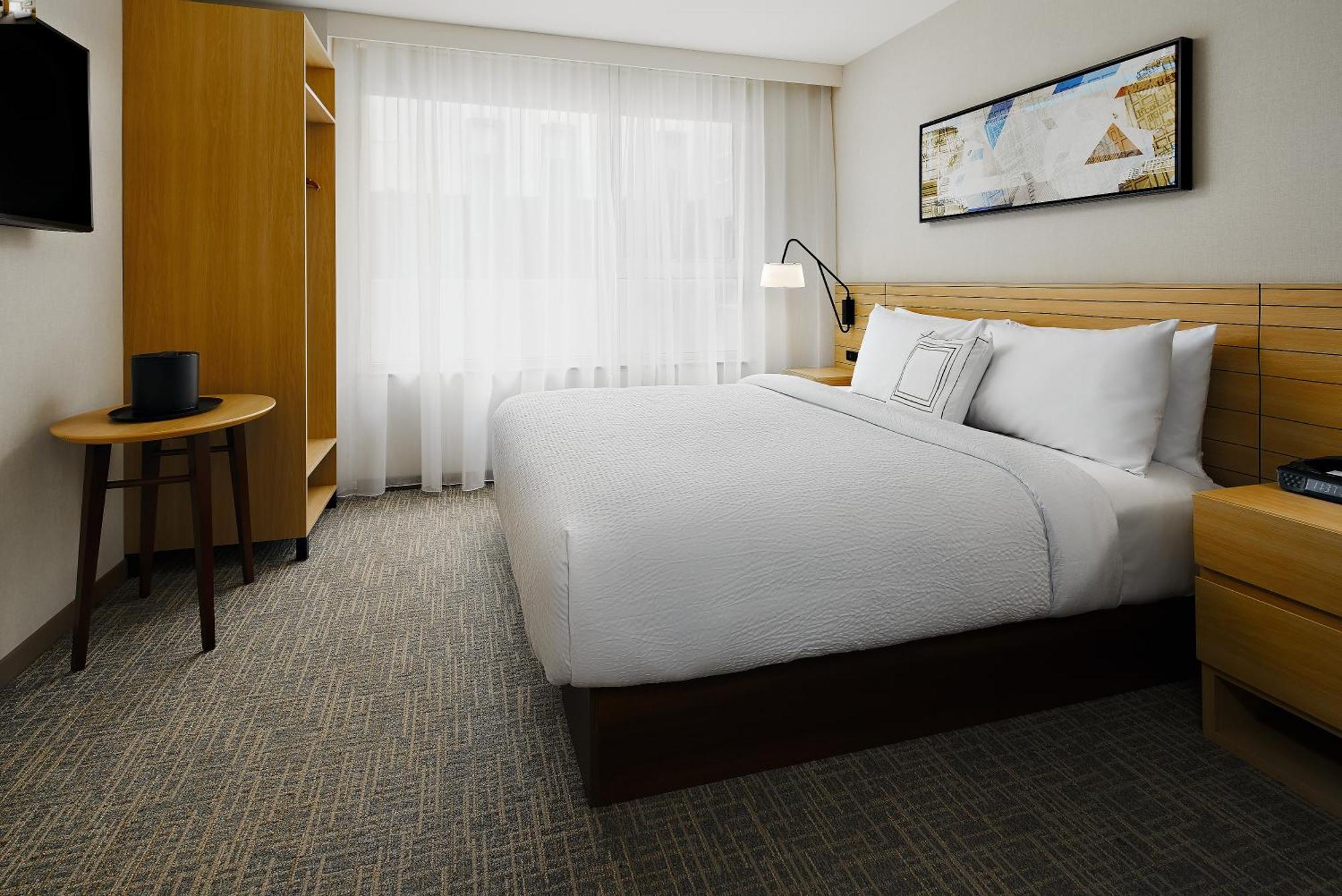 Towneplace Suites By Marriott New York Manhattan/Times Square Bagian luar foto
